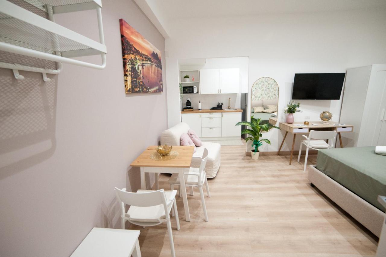 Michelangelo 80 Apartment Неаполь Экстерьер фото